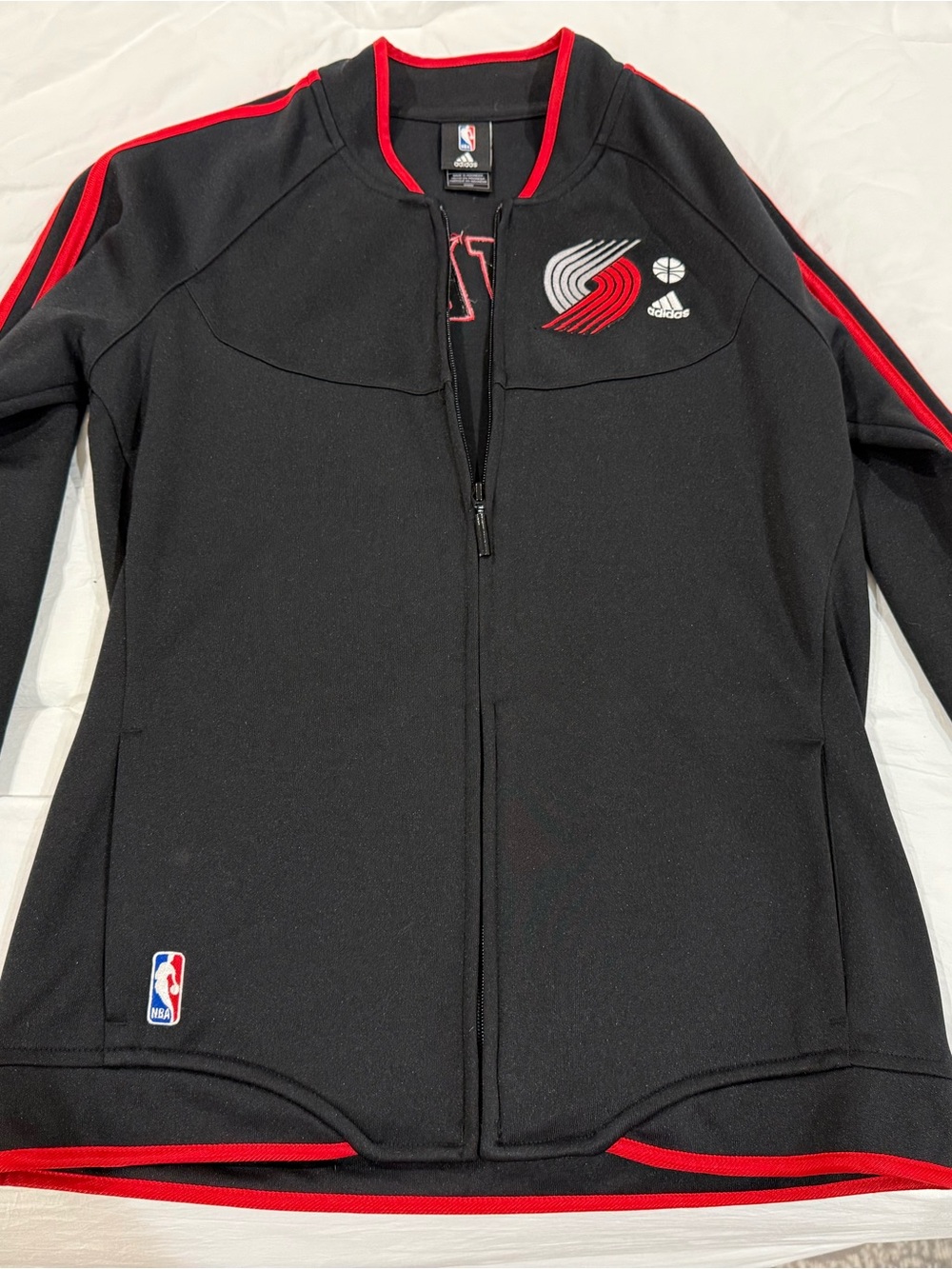 Adidas Portland Trail Blazers Black & Red Full-Zip Varsity Jacket. Women’s M